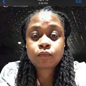 Meet your Posher, Deborah